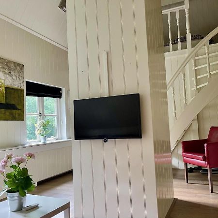 Karibu Het Voorhuis 2 Tot 6 Persoons Luxe Slaapkamers Met Een Mooie Woonkeuken Daarle 외부 사진