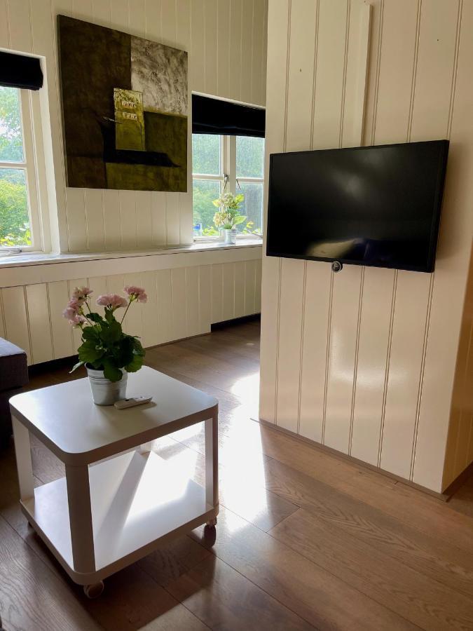 Karibu Het Voorhuis 2 Tot 6 Persoons Luxe Slaapkamers Met Een Mooie Woonkeuken Daarle 외부 사진