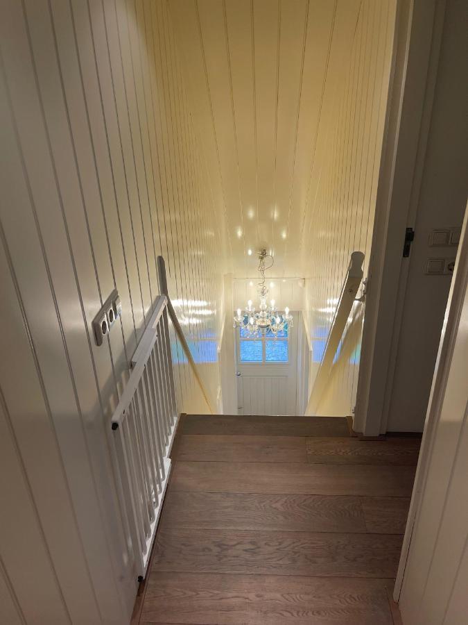 Karibu Het Voorhuis 2 Tot 6 Persoons Luxe Slaapkamers Met Een Mooie Woonkeuken Daarle 외부 사진